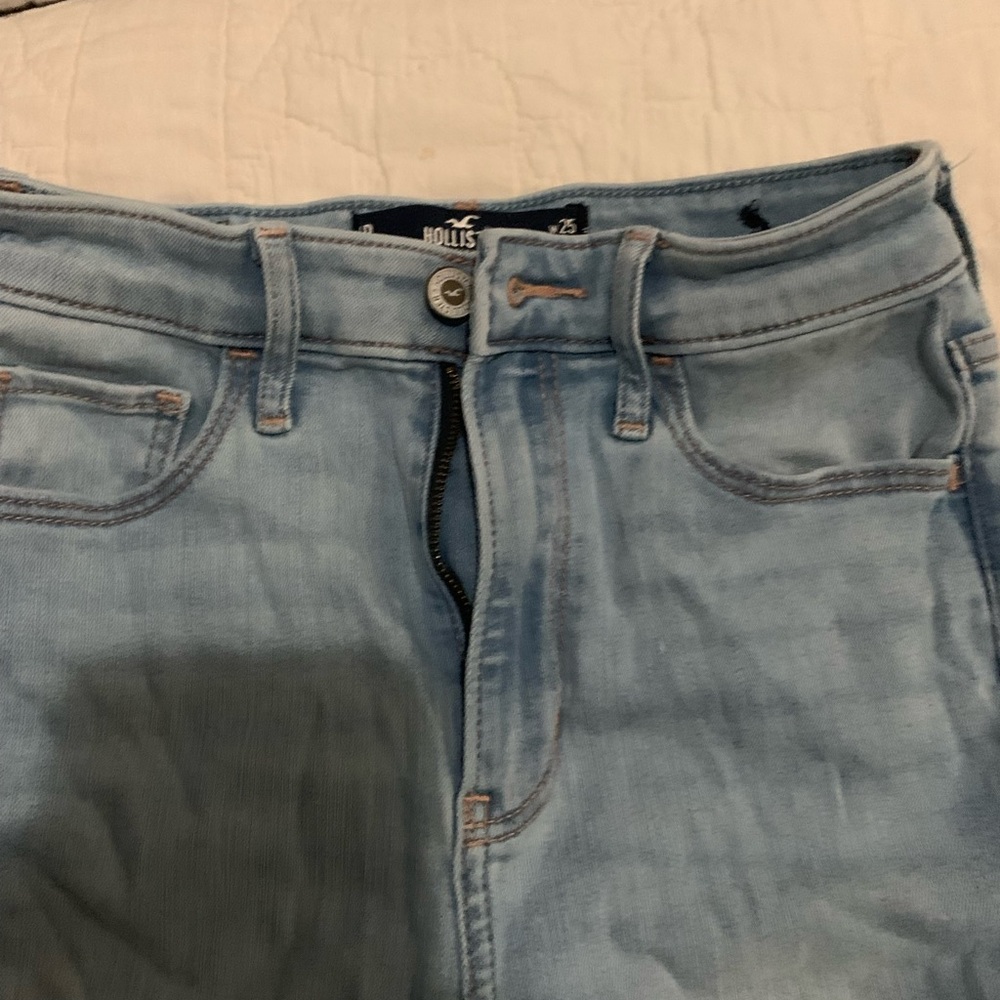 Hollister Women's Light Blue Skinny Jeans - Picture 3 of 5